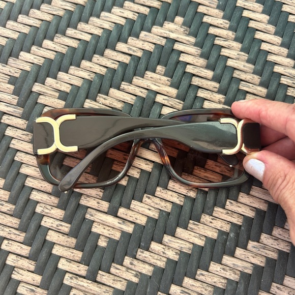 Chloe Sunglasses - Picture 4 of 7